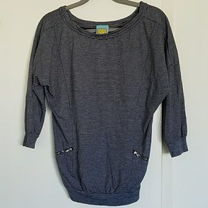 C&C California dolman 3/4 sleeve top size XS